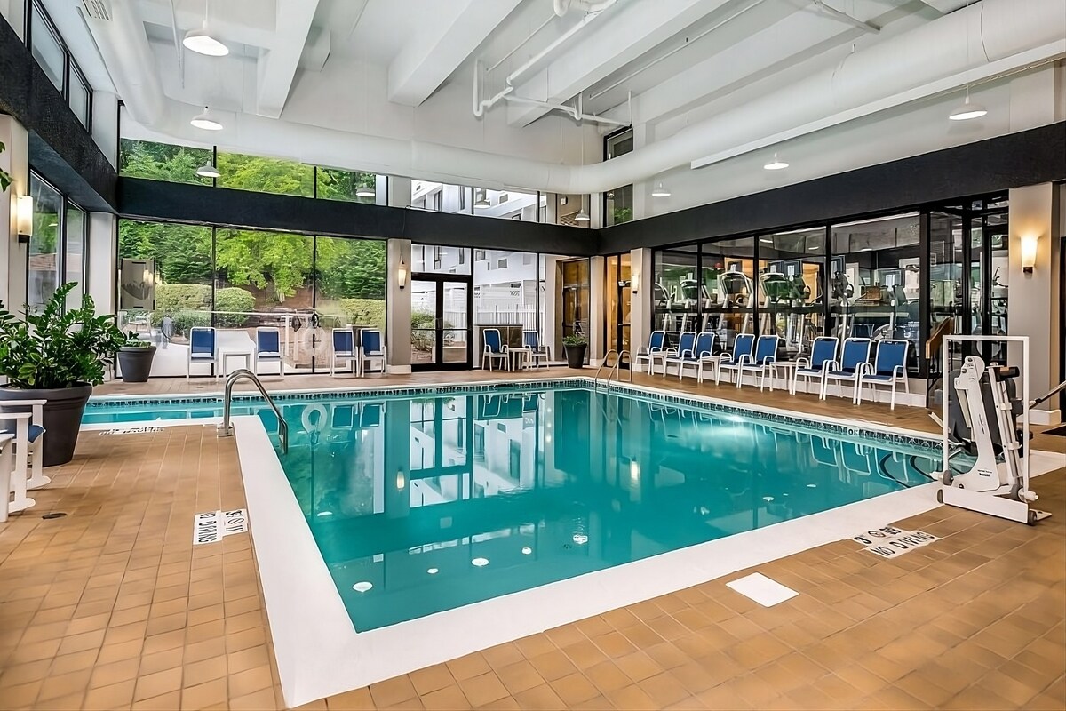 Relax and Recharge! Indoor Pool, Parking