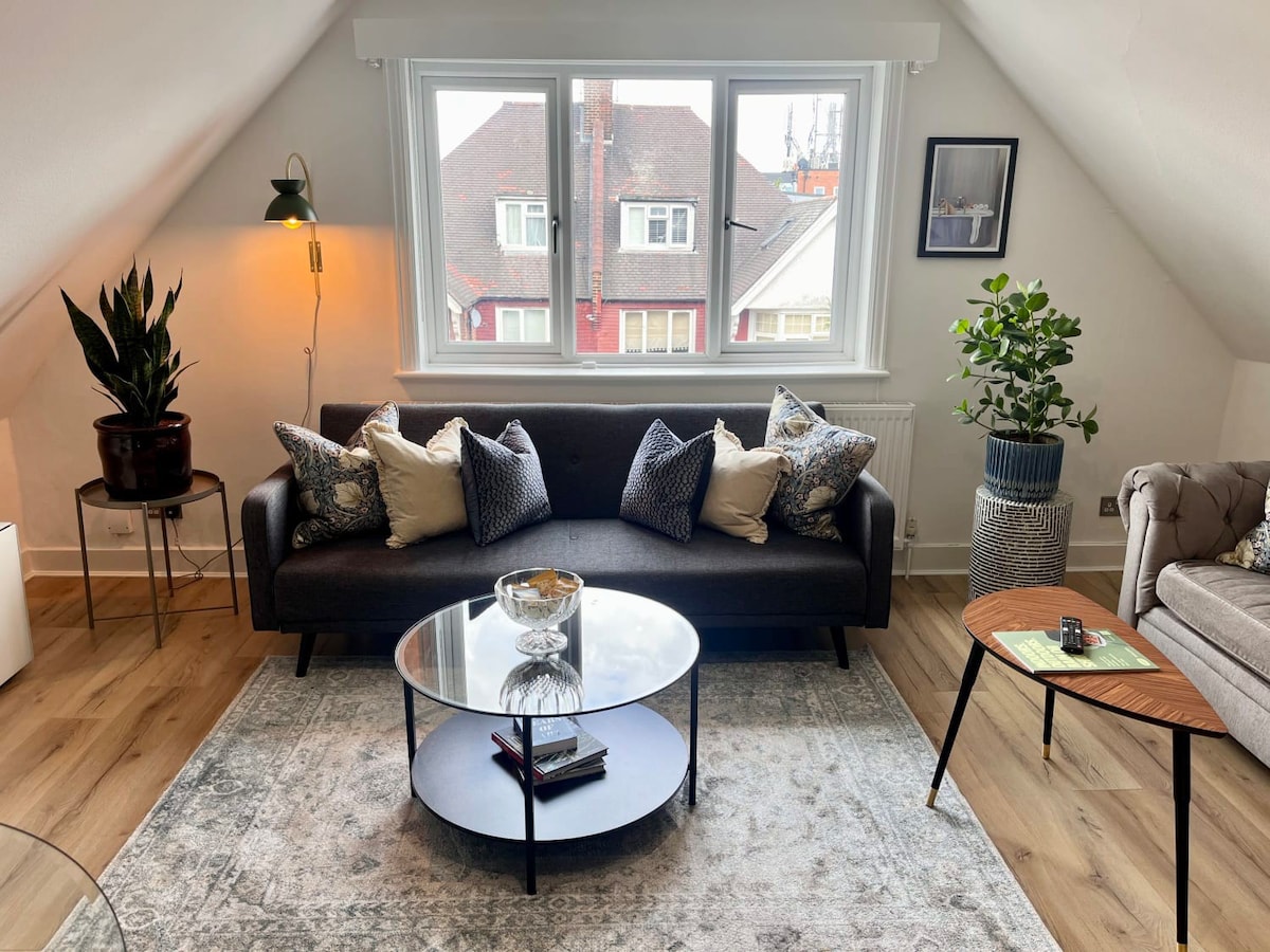 Stylish Apartment in London - Sleeps 4 guests