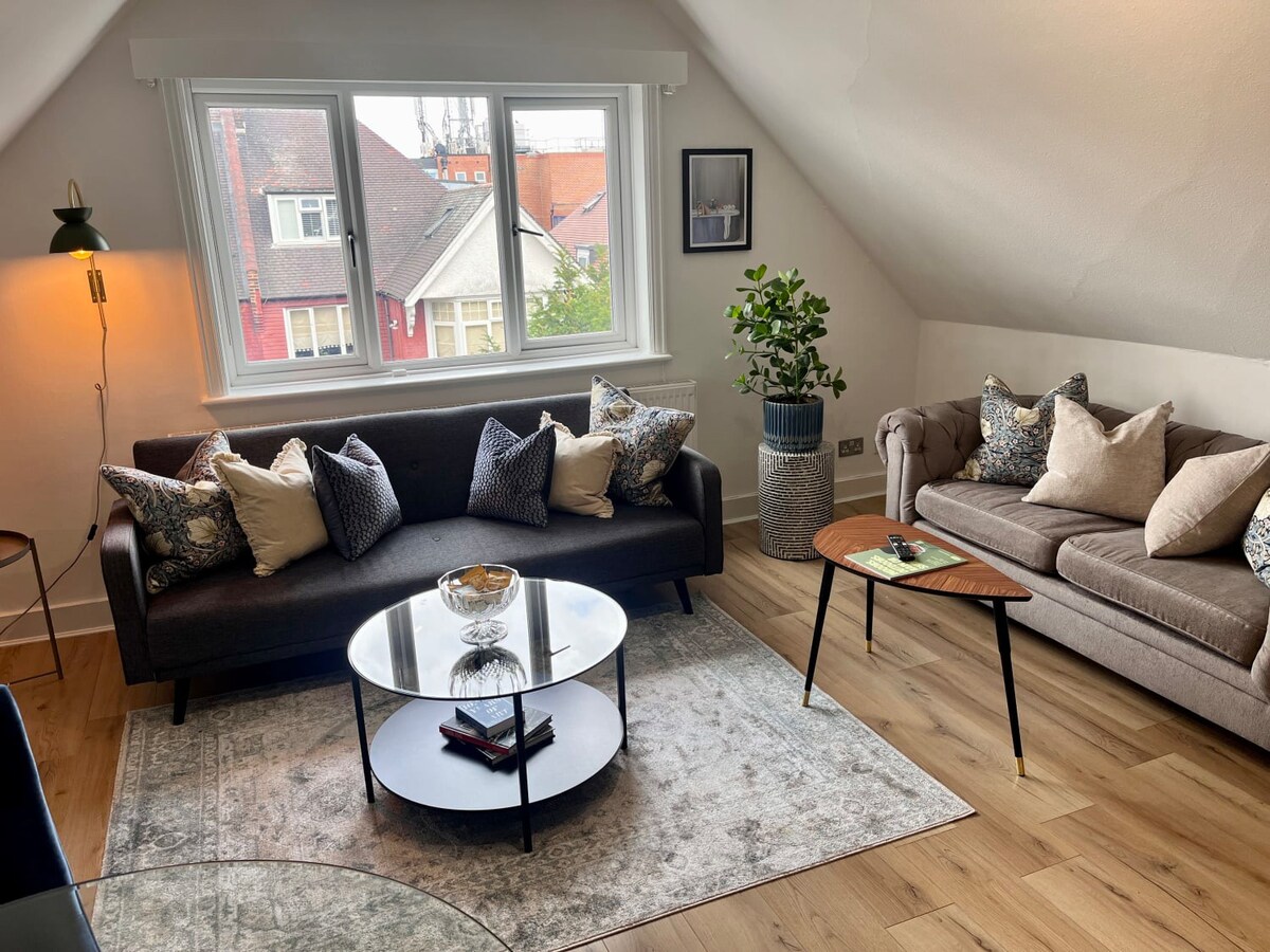 Stylish Apartment in London - Sleeps 4 guests