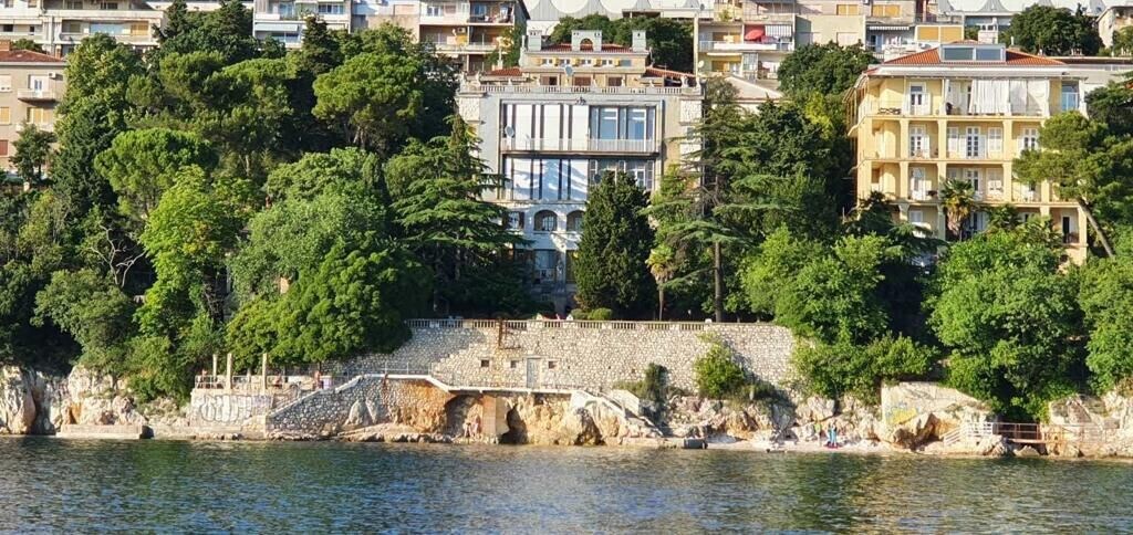 Studio Apartment, beachfront in Rijeka