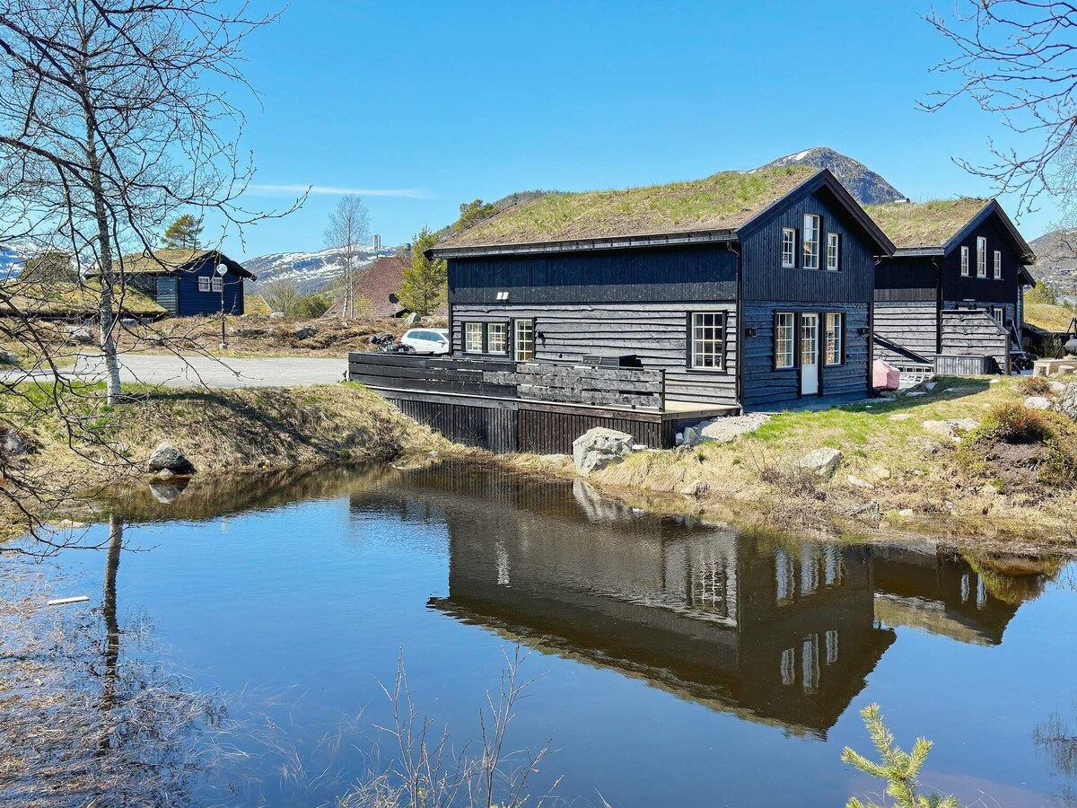 8 person holiday home in hovden