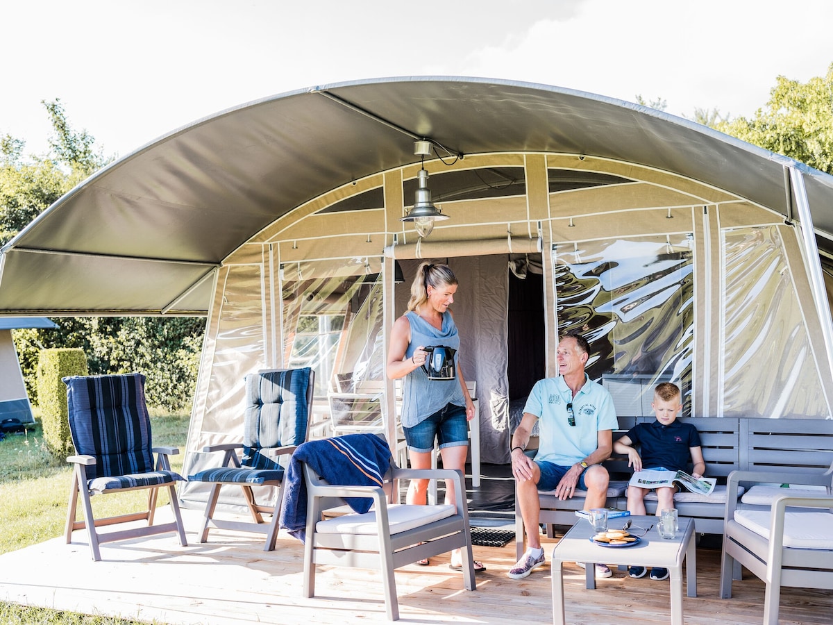 Nice tent lodge on a child-friendly campsite