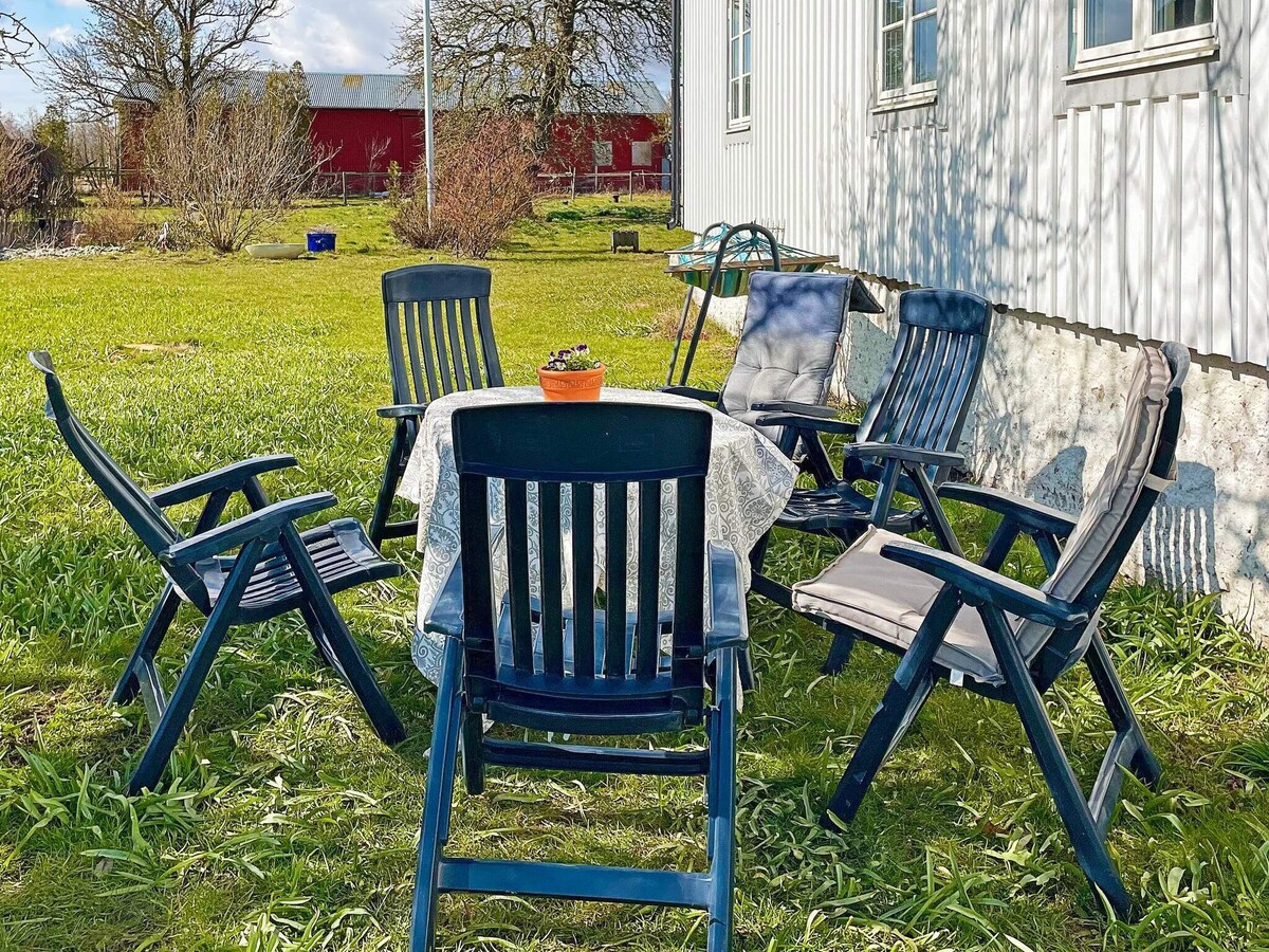 6 person holiday home in färjestaden