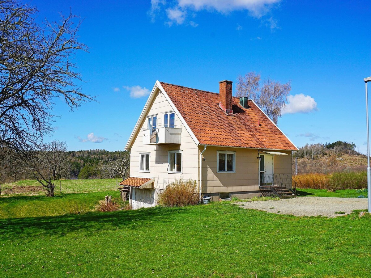 9 person holiday home in hällevadsholm