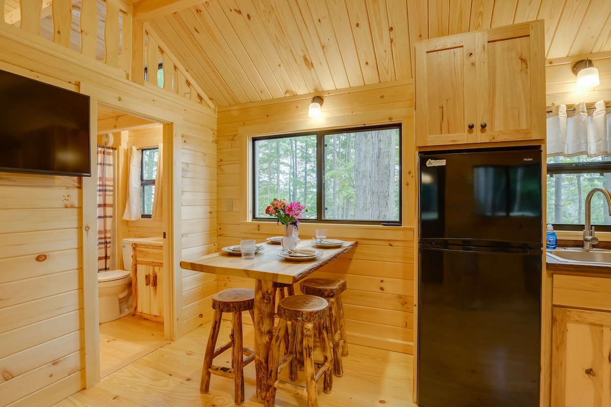 Tranquil Middlebury Center Cabin w/ Mountain Views