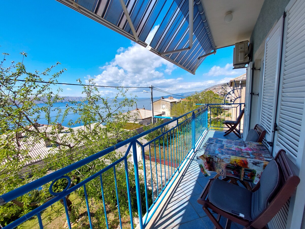 Studio Apartment, seaside in Senj, Balcony