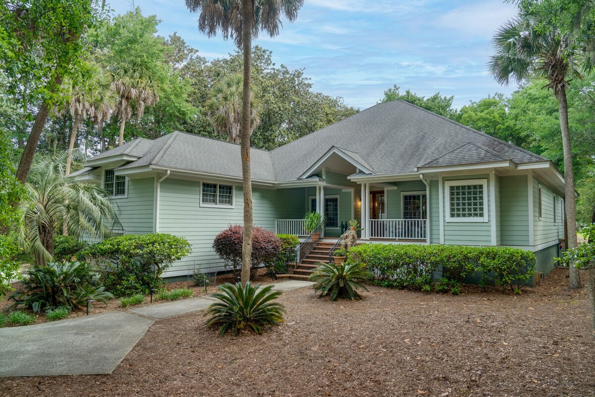 Exceptional Lowcountry Home! Private Pool!