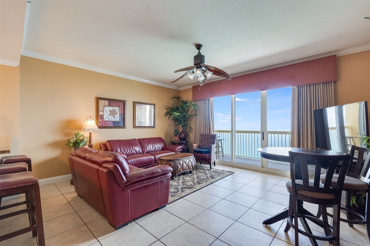 Calypso Resort - Direct gulf front Condo with king