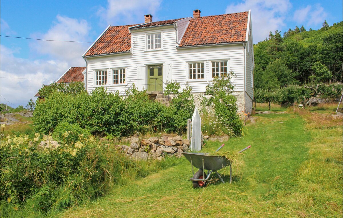 Amazing home in Farsund with 3 Bedrooms