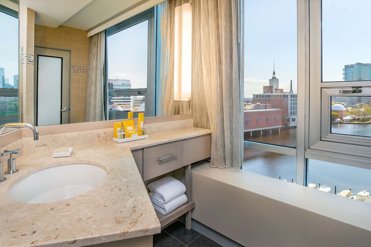 Perfect location to explore Boston and then Relax!
