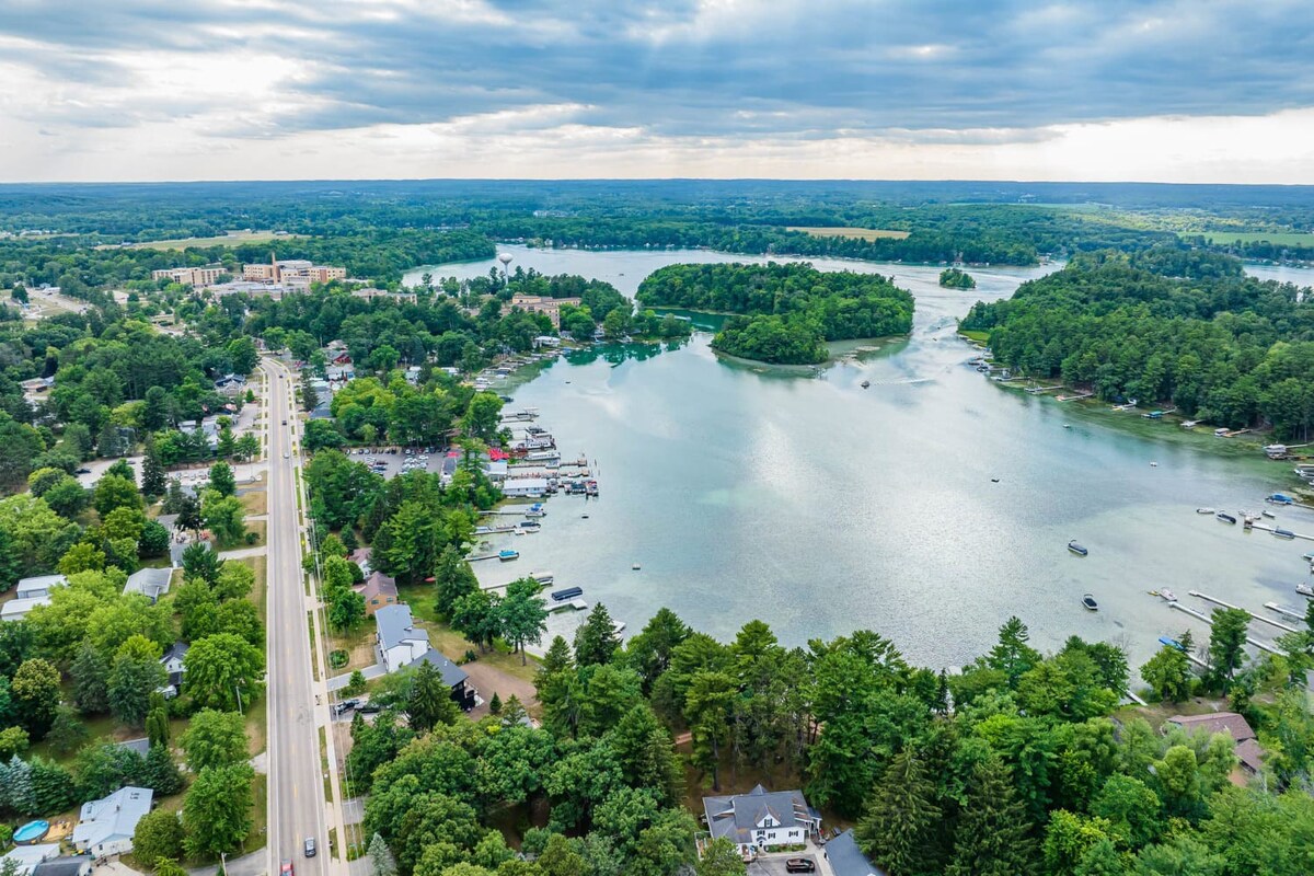 Haven at the Harbor - Chain of Lakes!