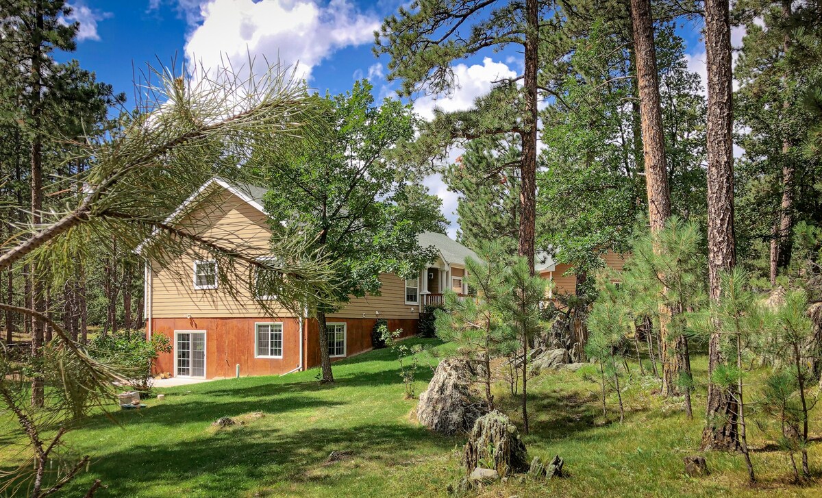 Two Bedroom Secluded House near Mount Rushmore