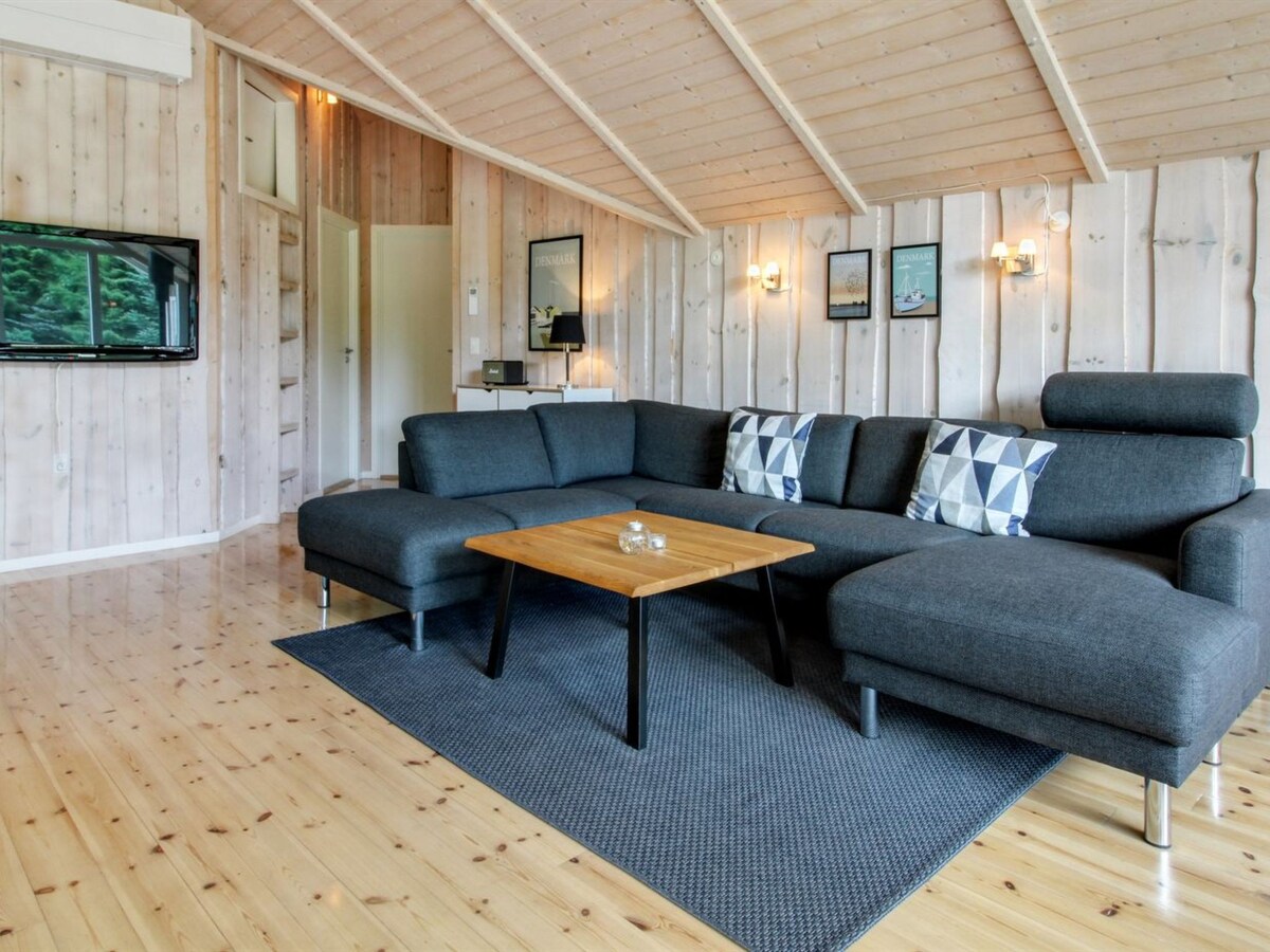 "Sanna" - 30km from the sea by Interhome