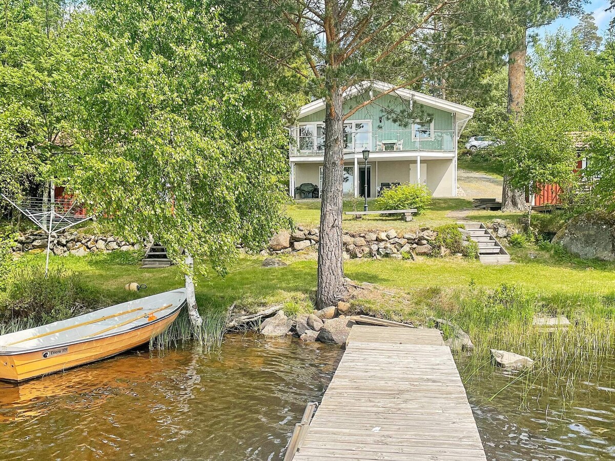 6 person holiday home in sävsjö