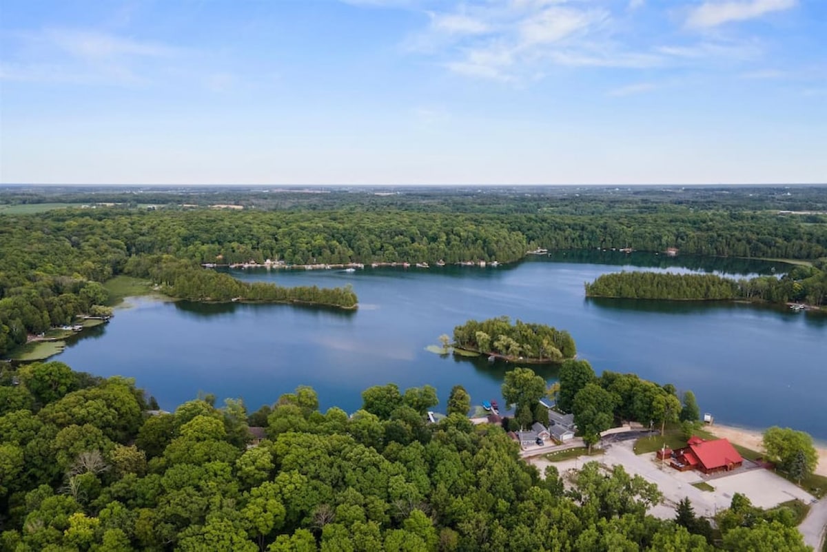 The Shores of Cedar Lake