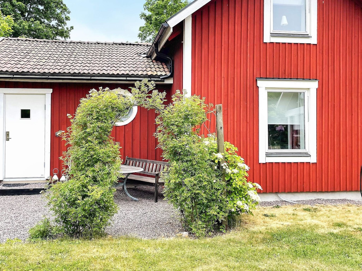 7 person holiday home in motala