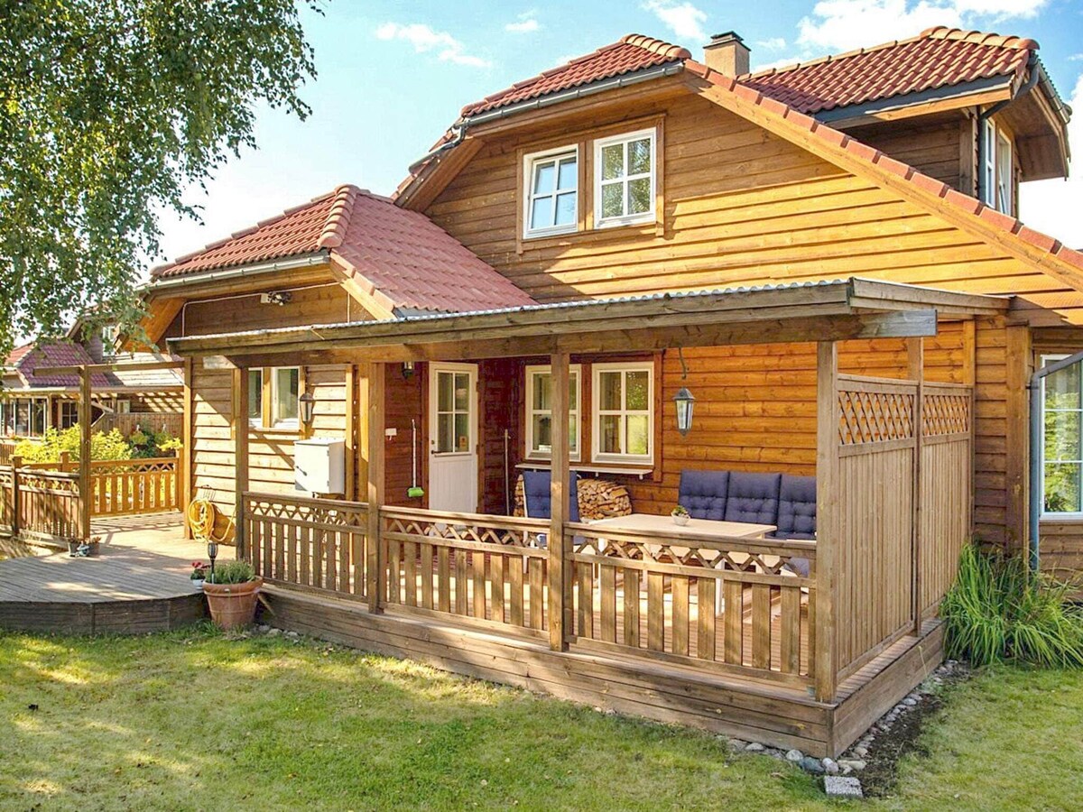 4 person holiday home in motala