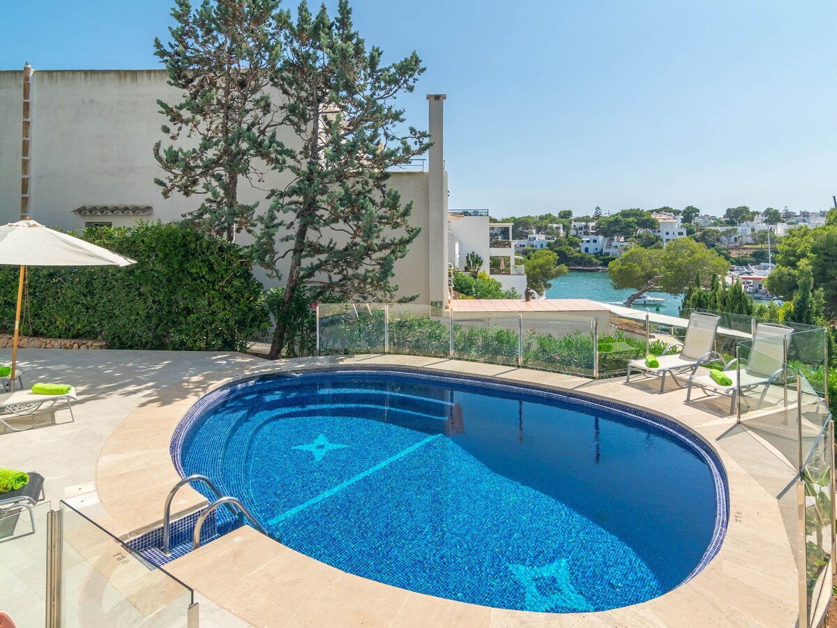 Cala Llonga - Villa With Private Pool In Cala D'or