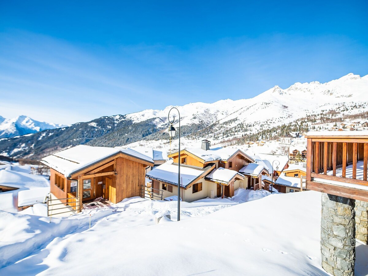 Luxurious chalet near the pistes