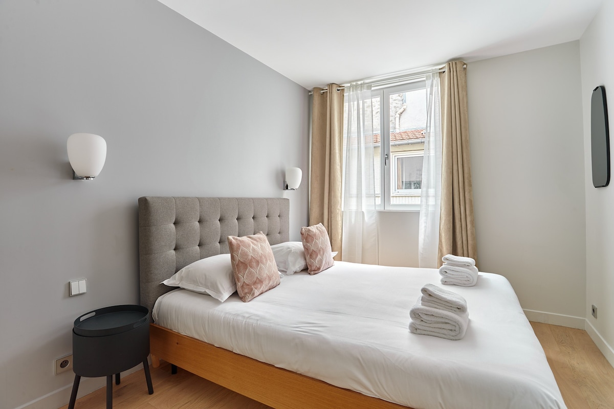 Superb apartment Porte Maillot / Arc de Triomphe