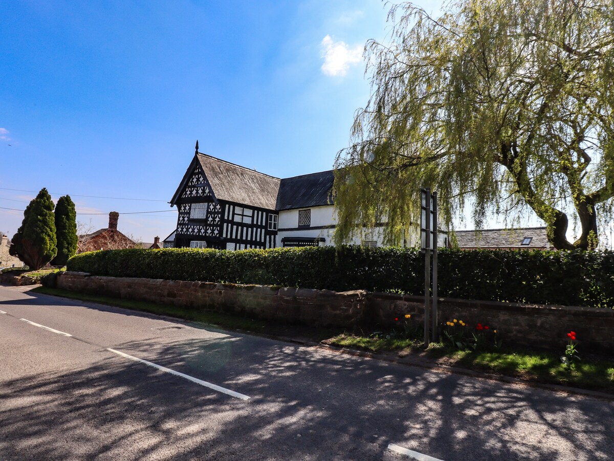 Top Farm House