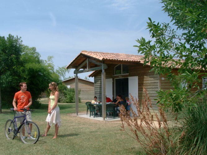 Chalet on the banks of the Lot