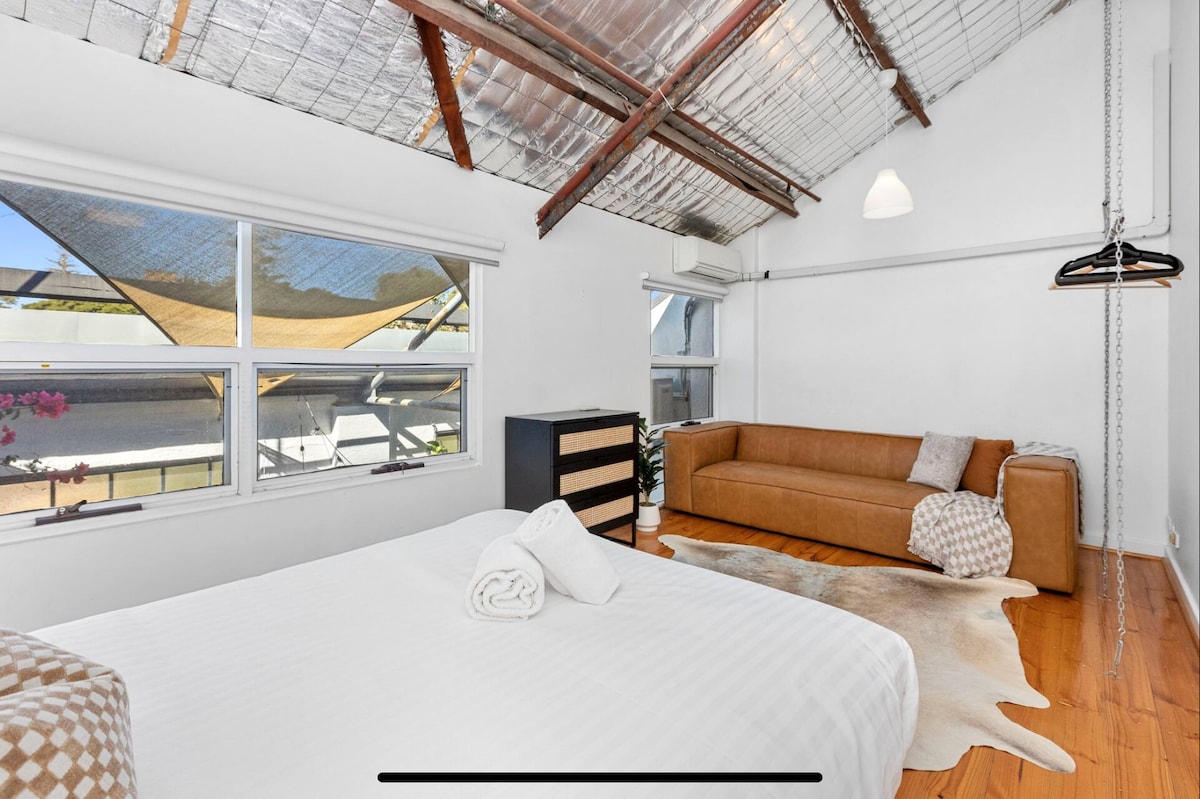 5 North Freo 2BR Supercool Pad & Parking