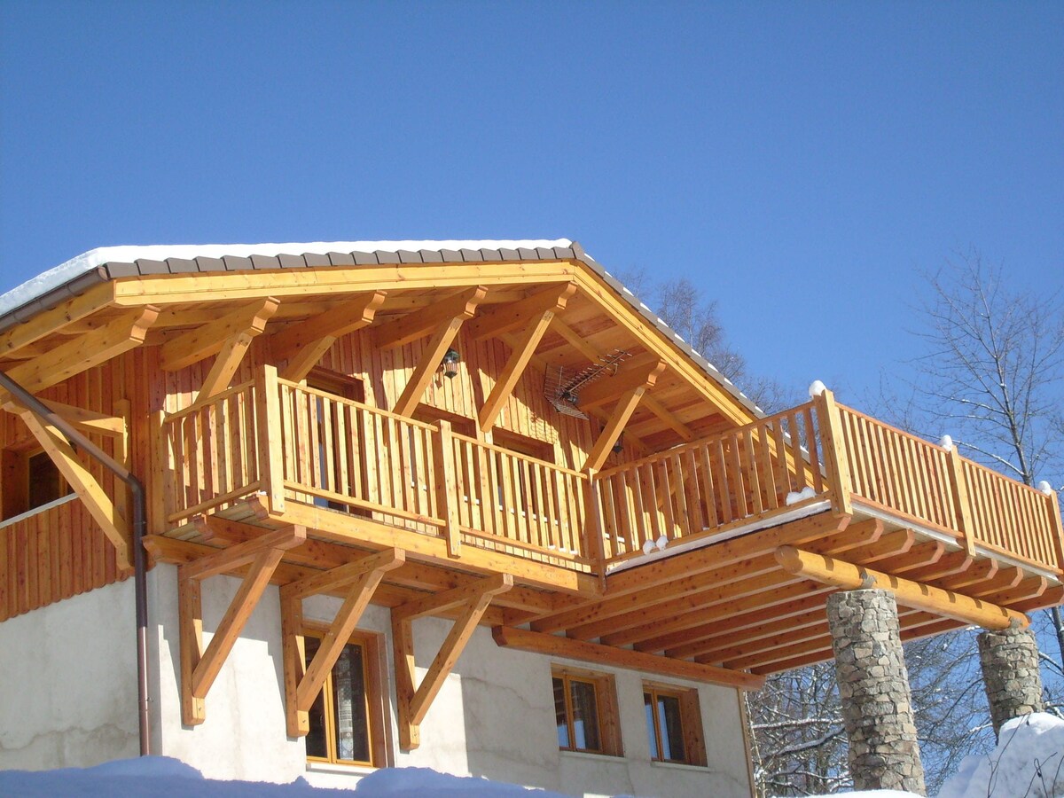 Chalet with Skiing and Horse Riding Nearby