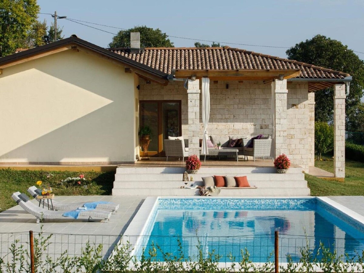 Charming villa with private pool