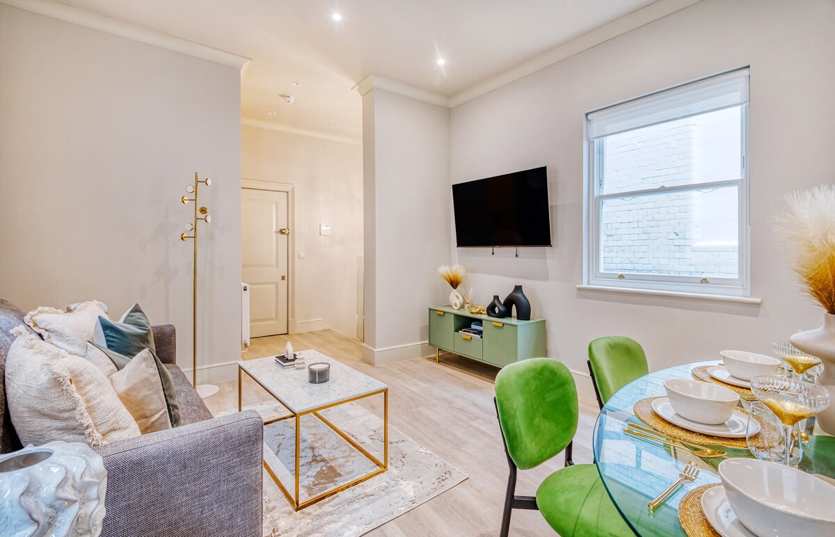 Marble Arch Suite 2-Hosted by Sweetstay