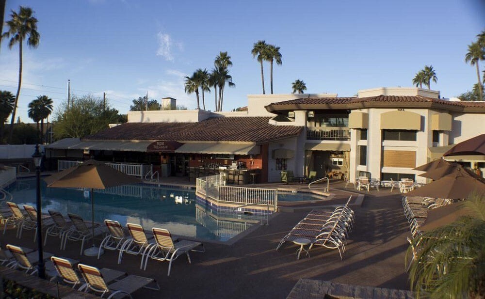 Desert Dream: Relaxing 2BR Scottsdale