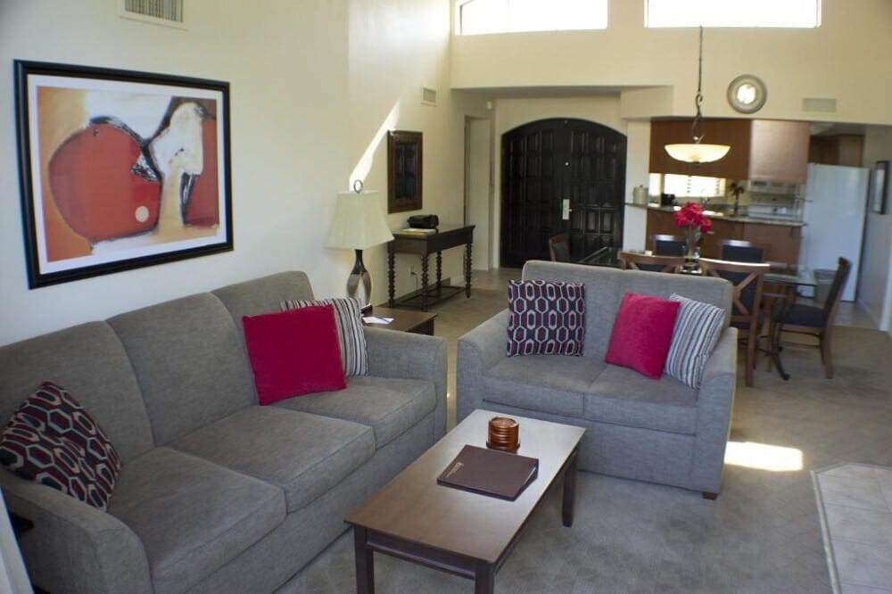 Desert Dream: Relaxing 2BR Scottsdale