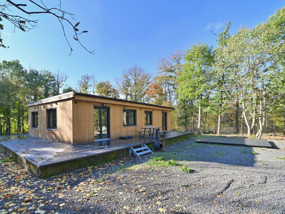 Chalet ideally located on the edge of forest