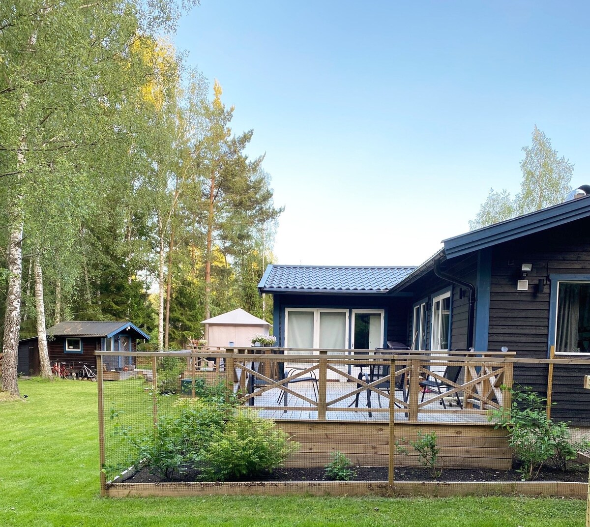 Tasteful holiday home on Rådmansö with proximity t