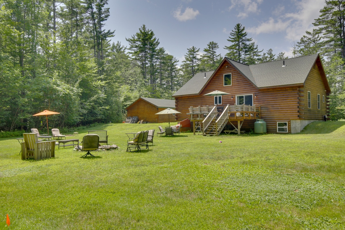 Spacious Cabin w/ Private Dock on Thompson Lake