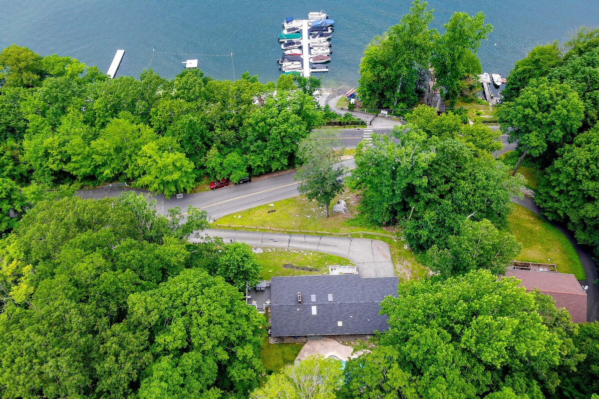 New Milford Home on Candlewood Lake w/ Dock!