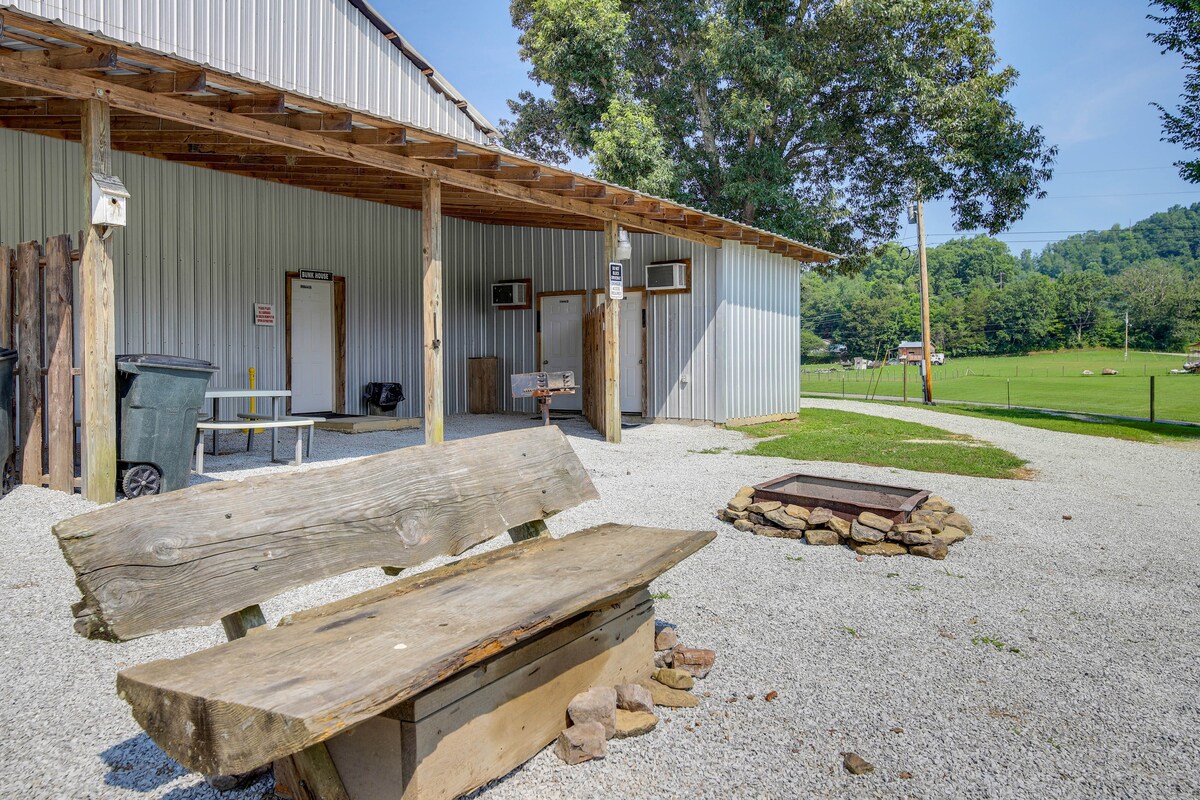 Pet-Friendly Huntsville Retreat: ATV Trail Access!