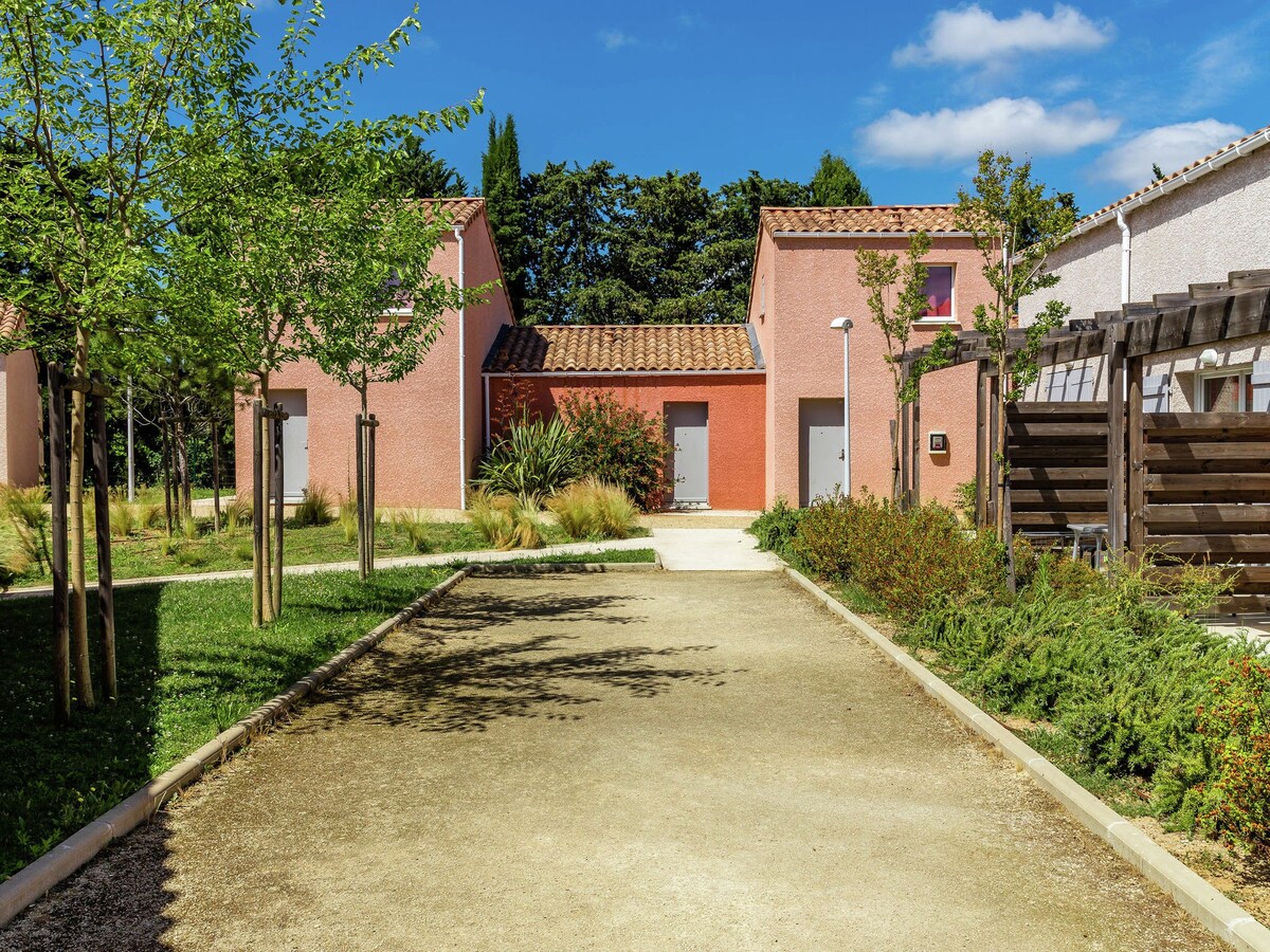 Semi-detached home in the hinterlands of Languedoc