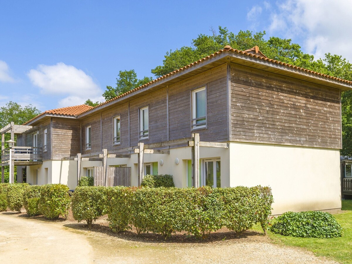 Nice apartment near a recreational lake