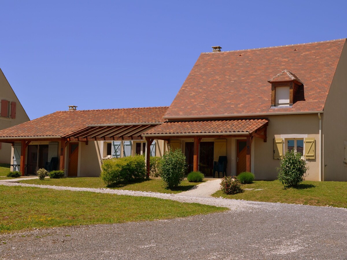 Holiday Home with dishwasher, near Sarlat