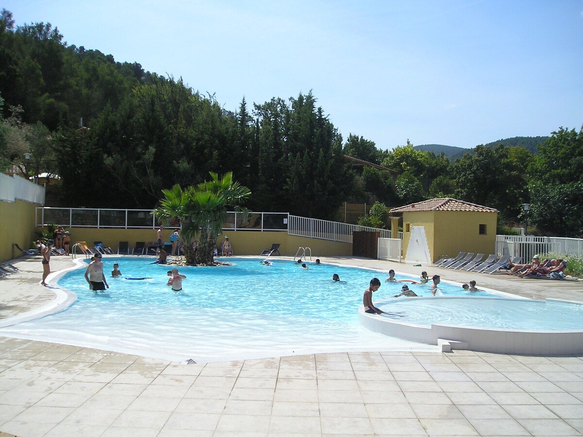 Cottage with AC, in beautiful Provence