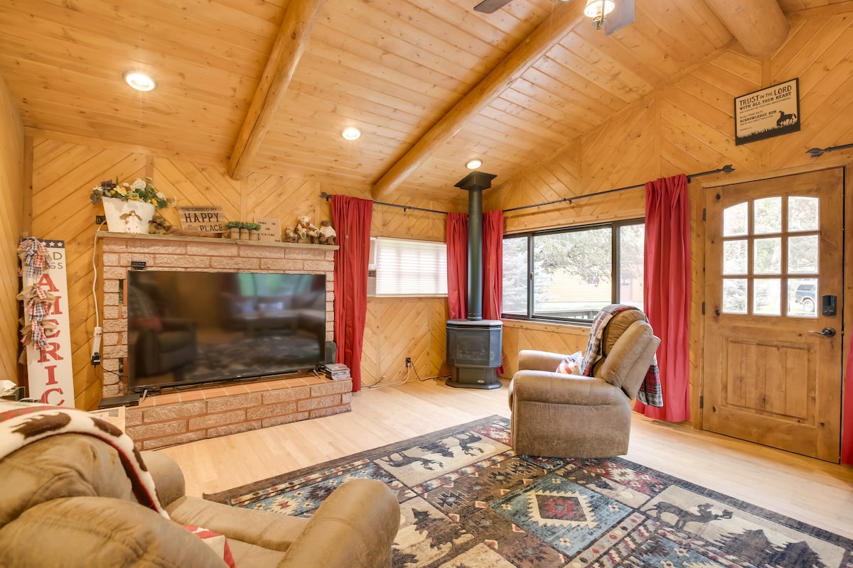 Creekside Ten Sleep Vacation Rental + Deck & Grill