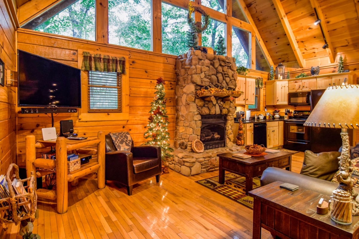 Beary Cozy Cabin