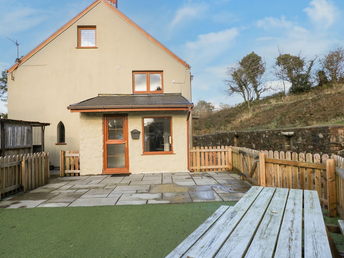 Nant Moel Isaf Farm