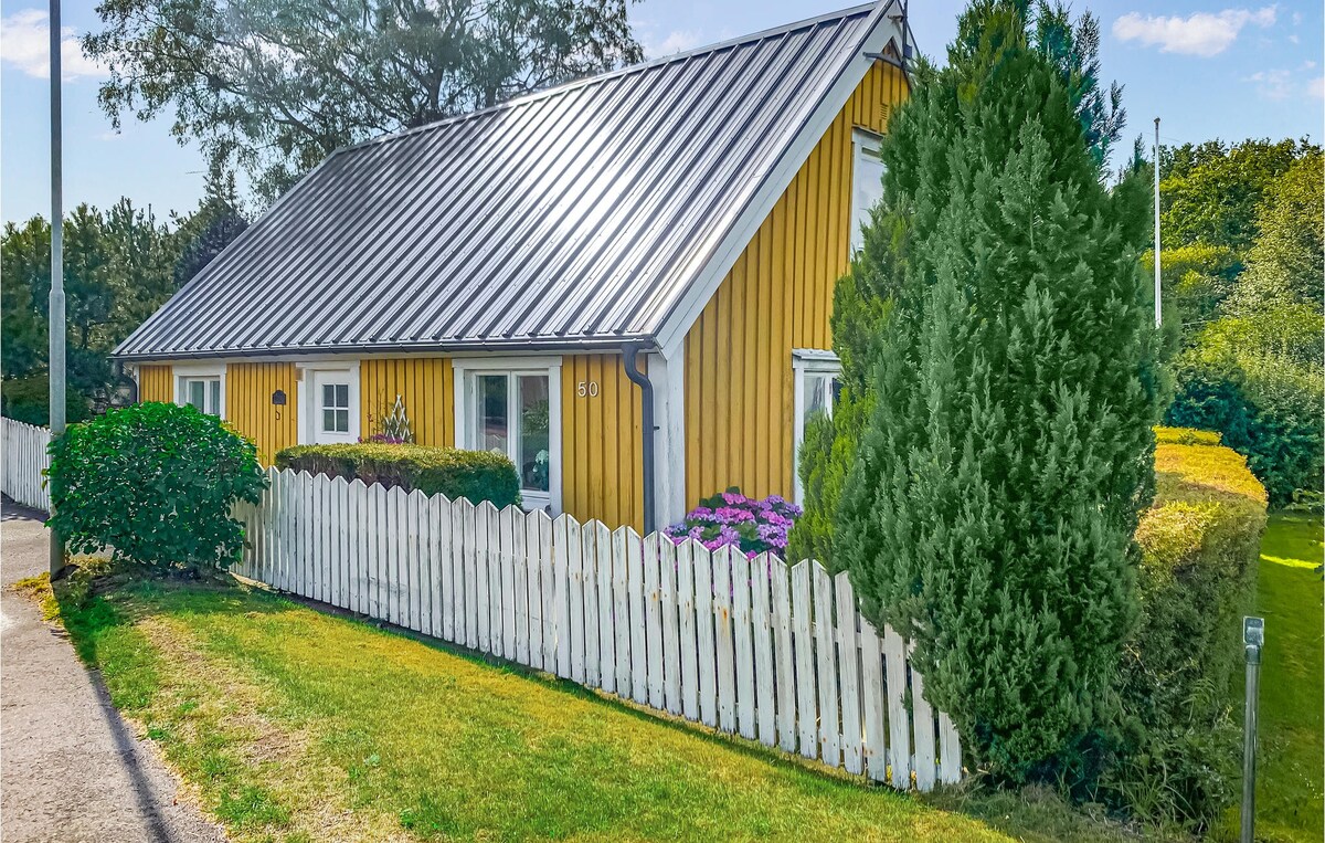 Amazing home in Västra Karup with WiFi