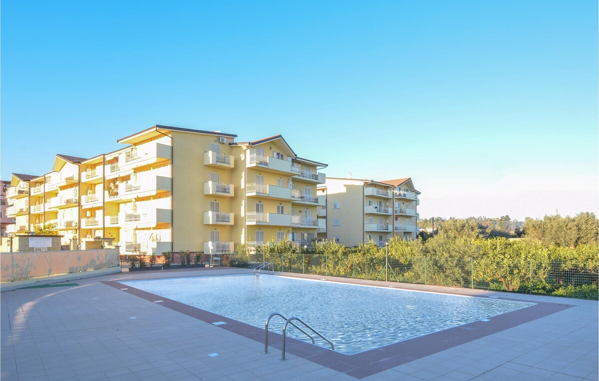 Stunning apartment with Outdoor swimming pool