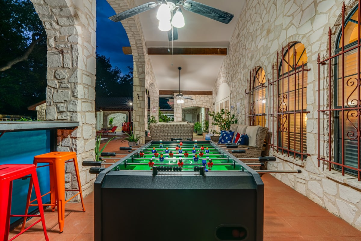 Spanish Hacienda-Pool-Game Room-Huge Outdoor Space