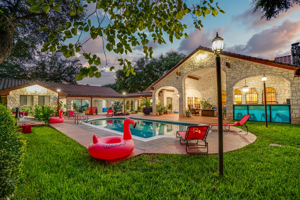 Spanish Hacienda-Pool-Game Room-Huge Outdoor Space