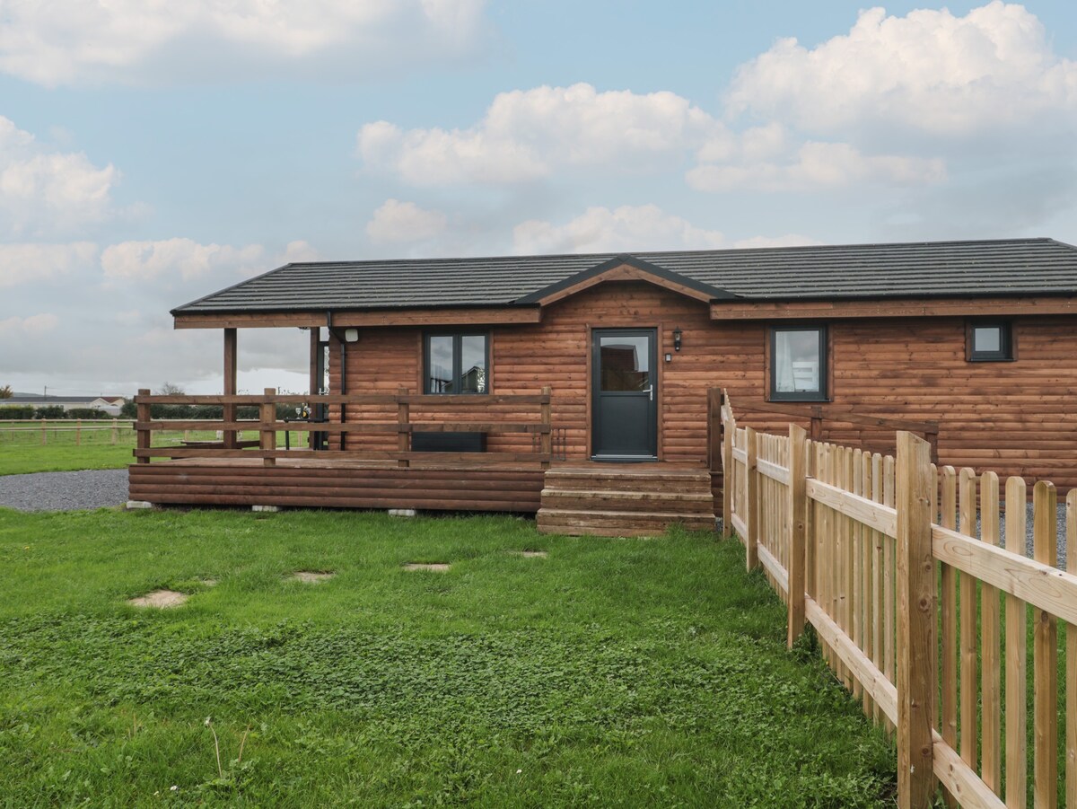 The Lodge at Crossroads Farm