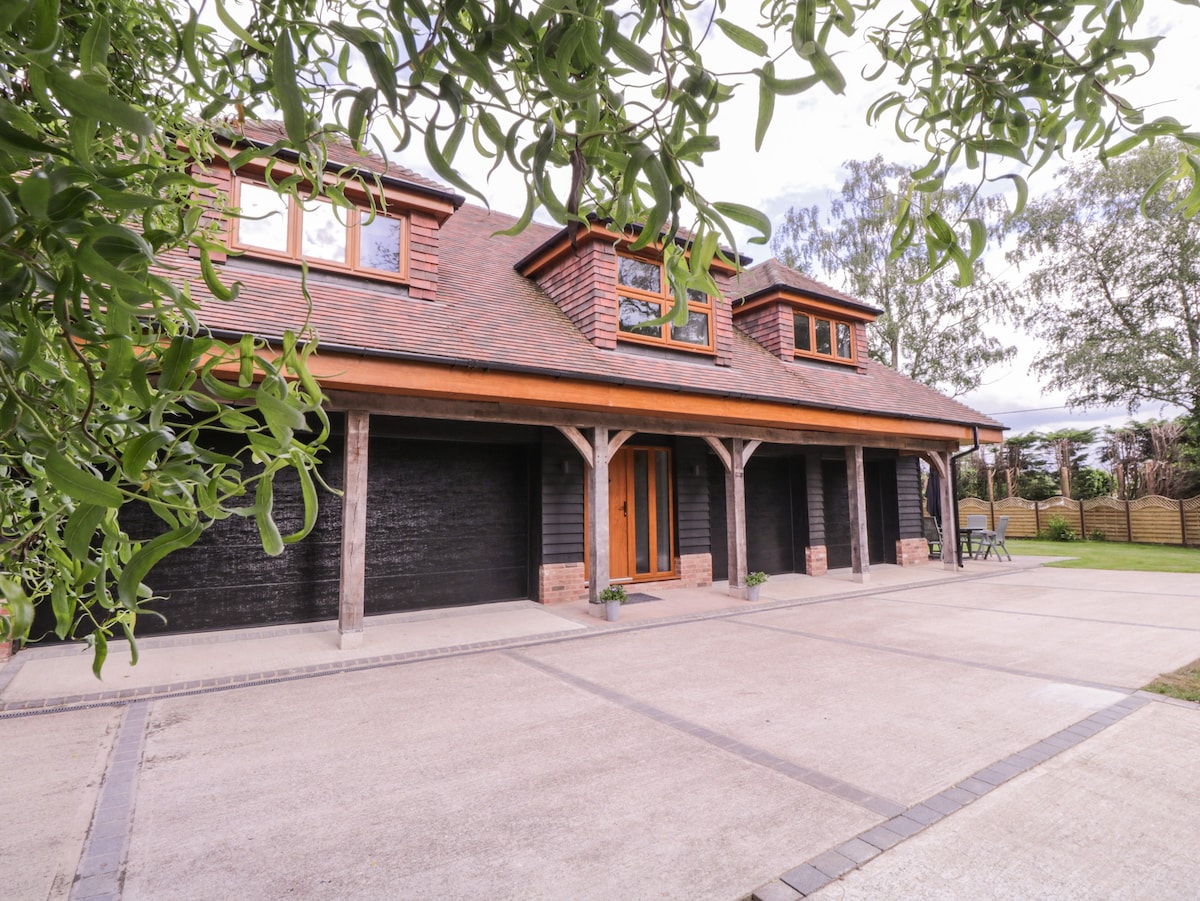 The Barn at Mulberry Lodge